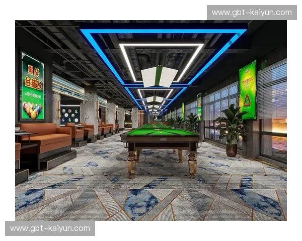 台球公告：球桌上的光影与热情